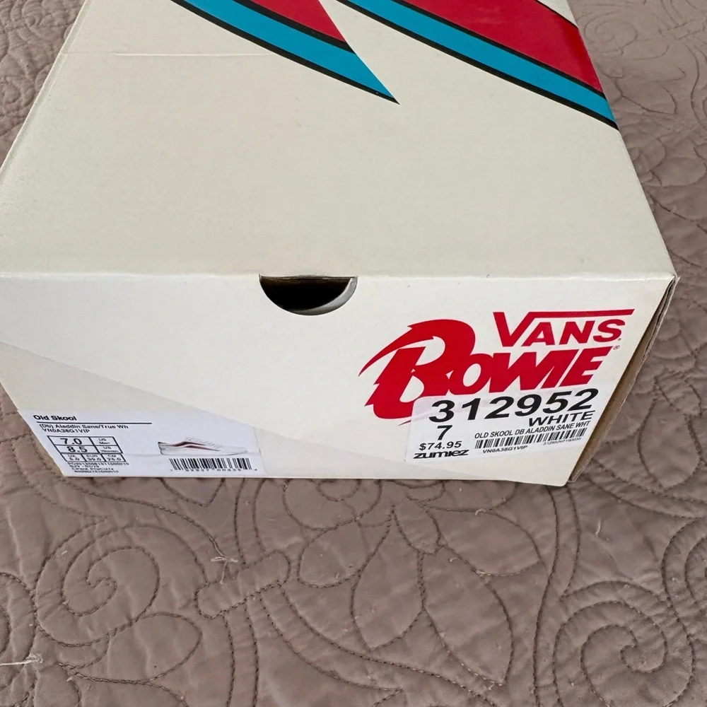 Vans Old Skool Aladdin Sane White and Red Sneakers - Picture 3 of 4
